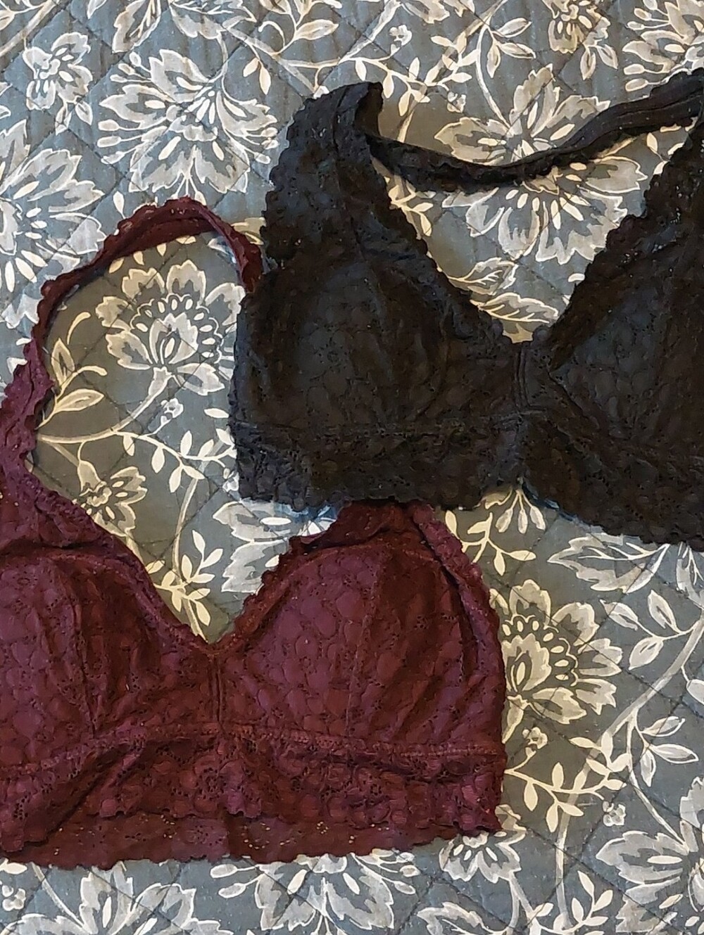 Aerie Lace Halter Bralette Set in Black and Burgundy